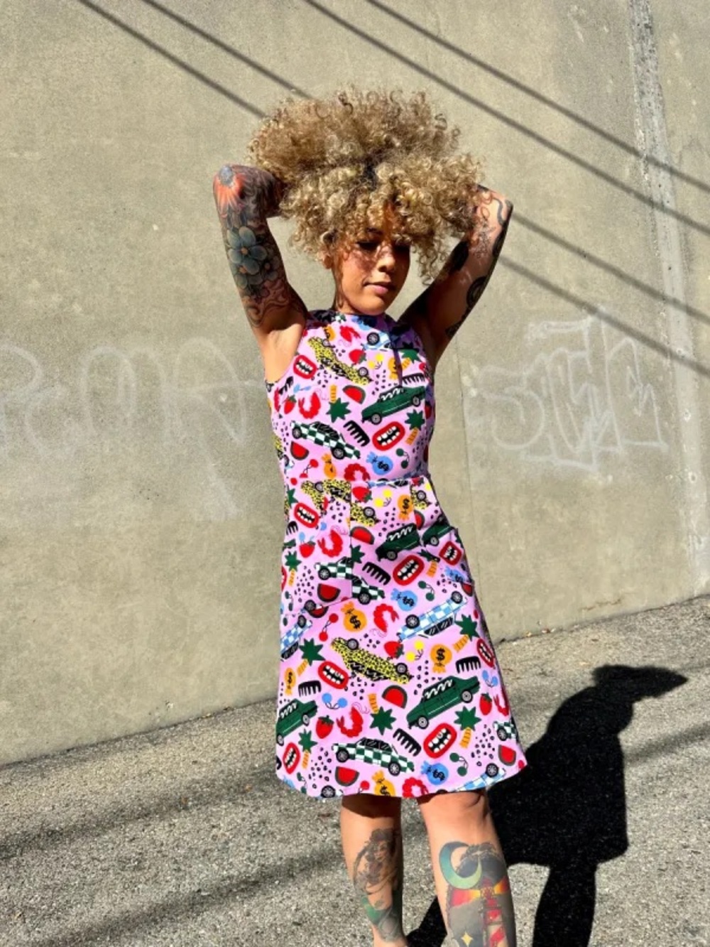 Nooworks Edie Roll Out Pink Pop-Art Graphic Dress size L NWT
